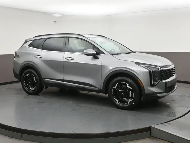 New 2026 Kia Sportage EX