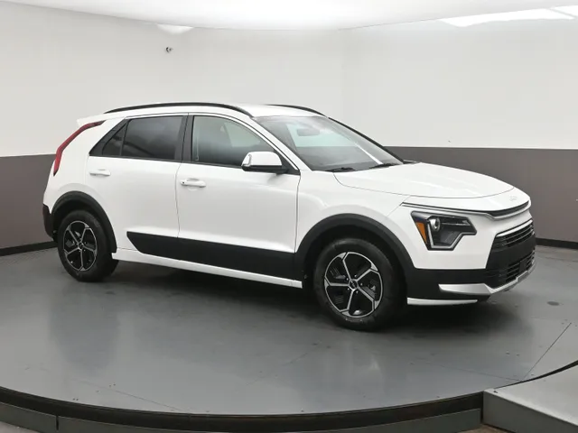 New 2026 Kia Niro EX