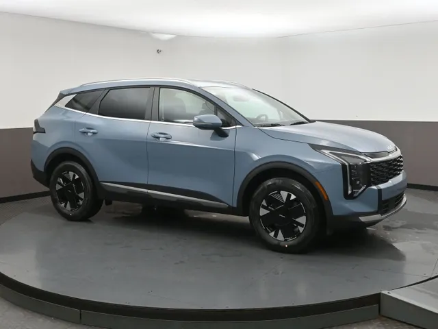 New 2027 Kia Sportage Hybrid EX