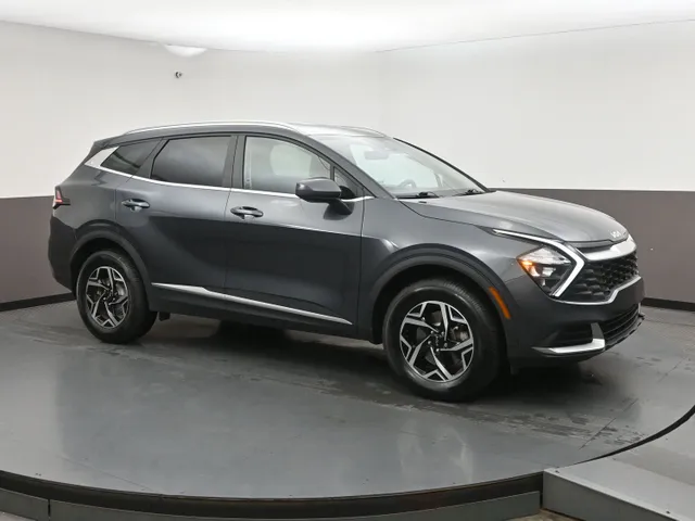 Used 2023 Kia Sportage LX (AWD)