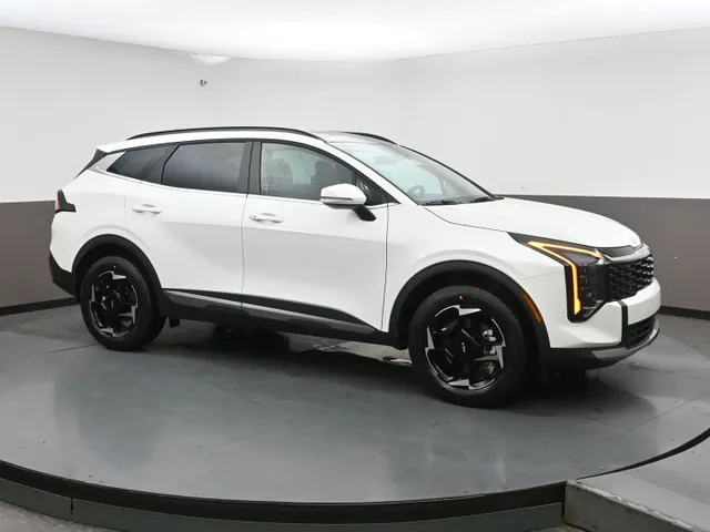 New 2026 Kia Sportage EX