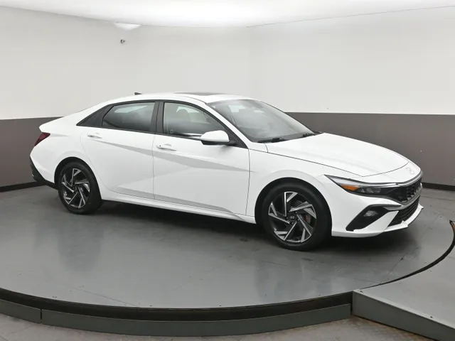 Used 2025 Hyundai Elantra PREFERRED