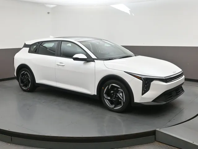 New 2026 Kia K4 Hatchback EX+