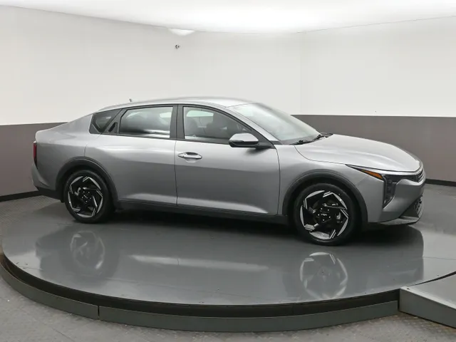 Used 2025 Kia K4 EX