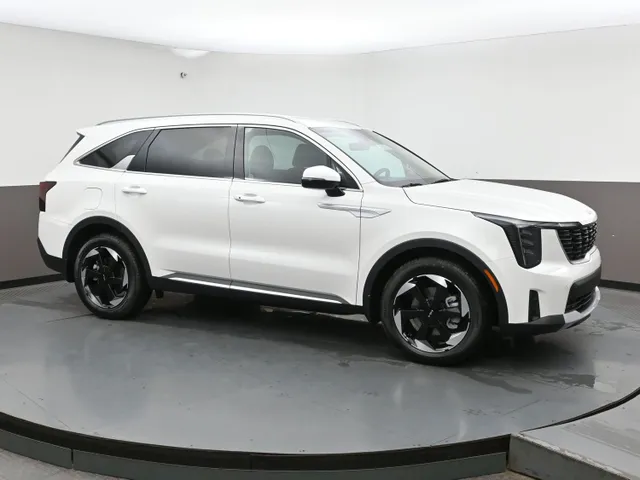 New 2026 Kia Sorento Plug-In Hybrid LX