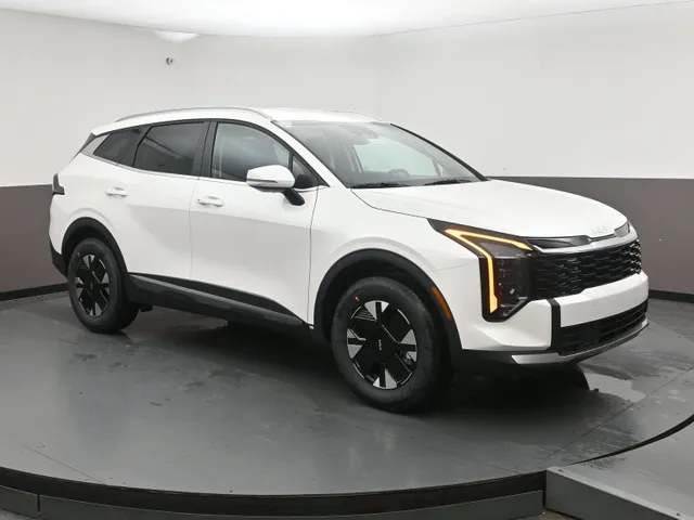 New 2026 Kia Sportage Hybrid EX