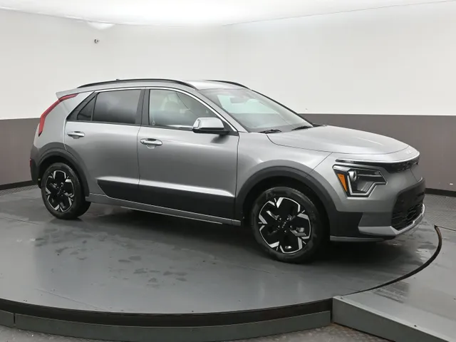 New 2026 Kia Niro EV Wind+