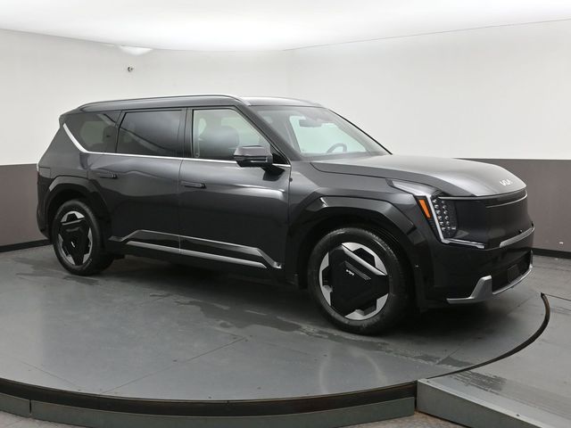 New 2026 Kia EV9 Land w/Premium Package