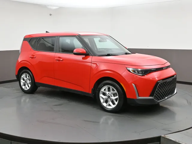 Used 2023 Kia Soul EX