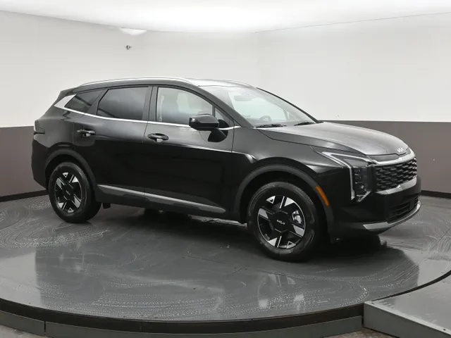 New 2026 Kia Sportage LX (AWD)