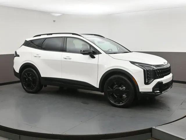 New 2026 Kia Sportage X-Line Limited (AWD w/Black Interior)