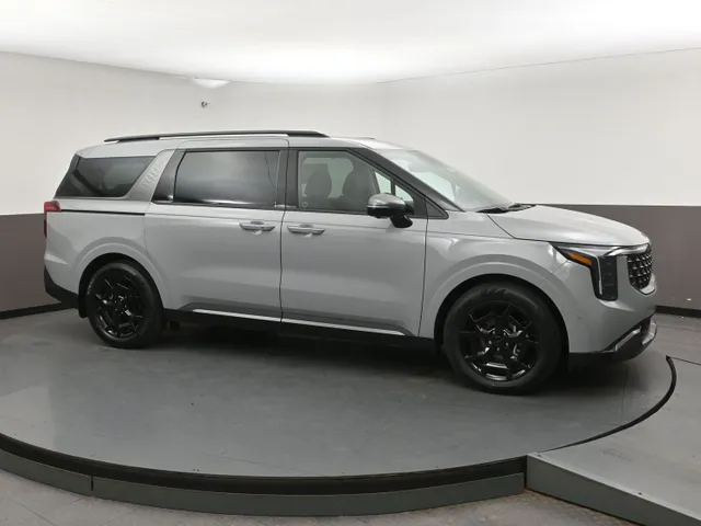 New 2026 Kia Carnival SX